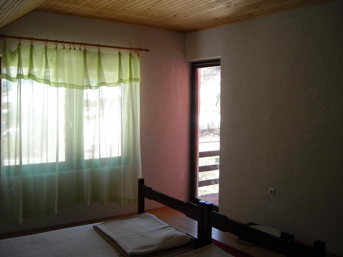 Motel Sretno Good Luck Trnovo Zimmer foto