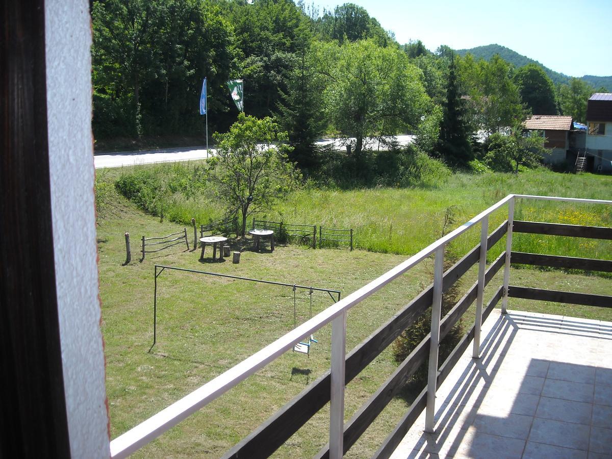 Motel Sretno Good Luck Trnovo Exterior foto